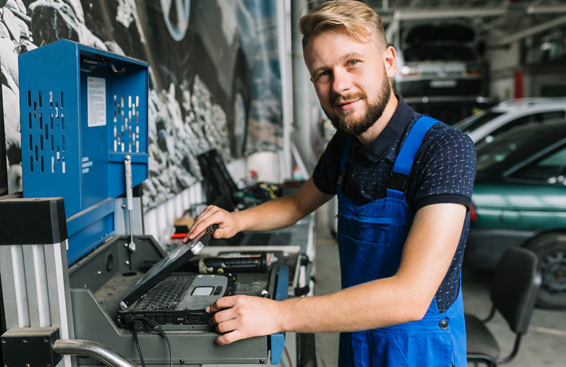 kfz-servicetechniker-web-neu