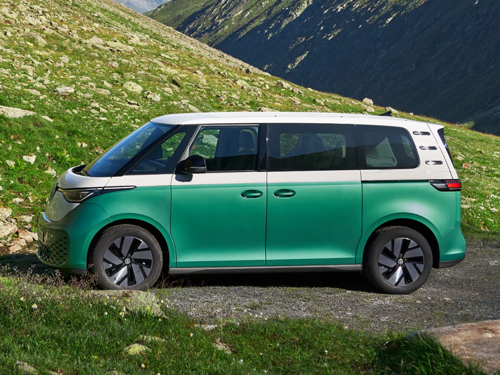 ib000365pic-vw-id-buzz-lacquer-5x3 ID.Buzz Landschaft